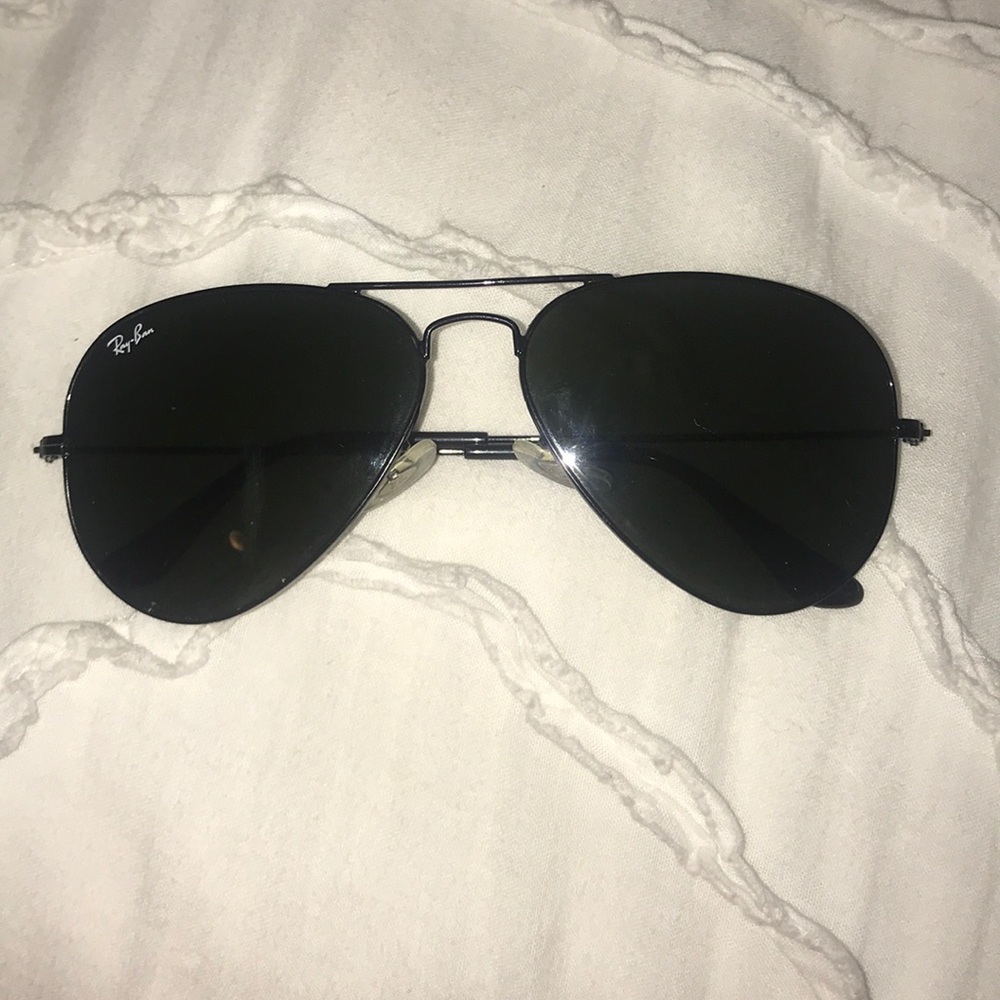 Black ray bans